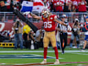 SANTA CLARA, CA - SEPTEMBER 27: George Kittle 85 of the San Francisco 49ers celebrates scoring a touchdown in the fourth quarter of an NFL, American Football Herren, USA game against the Arizona Cardinals on September 27, 2026 at Levi s Stadium in Santa Clara, CA. (Photo by Matthew Huang Icon Sportswire) NFL: SEP 27 Cardinals at 49ers EDITORIAL USE ONLY Icon260927044