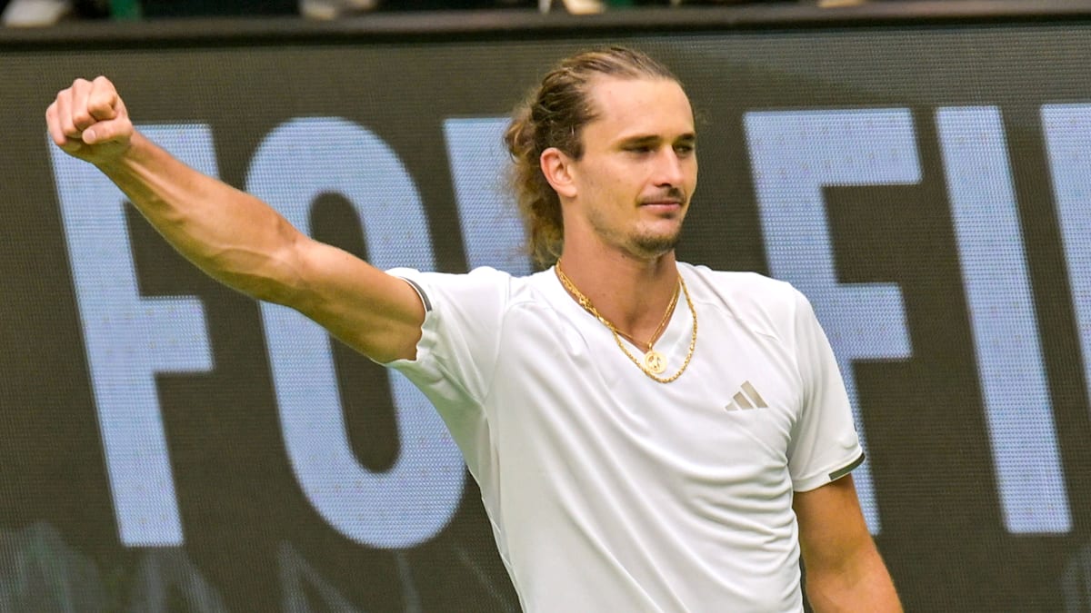Auftaktsieg trotz Schrecksekunde: Zverev ist der Nummer 1 ganz nah
