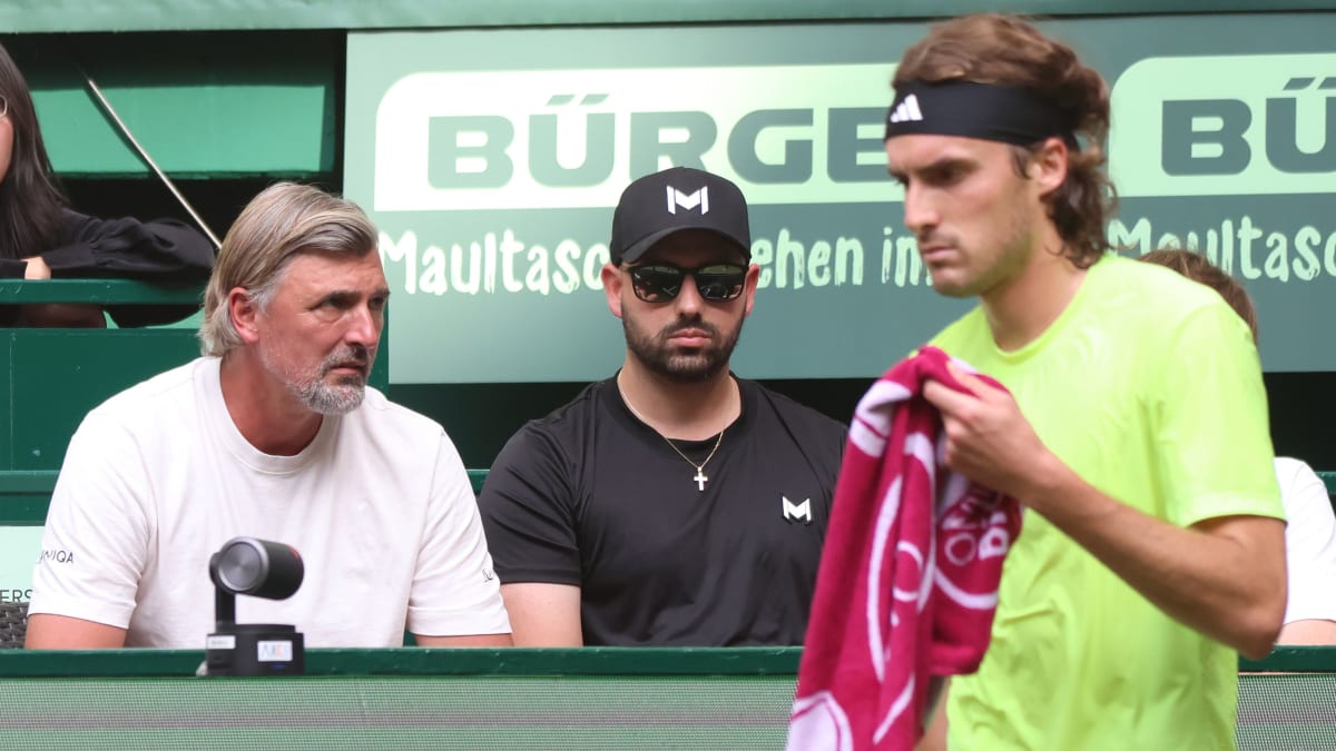 Nach-scharfer-Kritik-Tsitsipas-trennt-sich-von-Ivanisevic