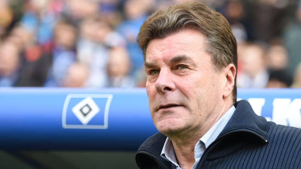 Das Training wird am Montag intensiver: HSV-Coach Dieter Hecking.