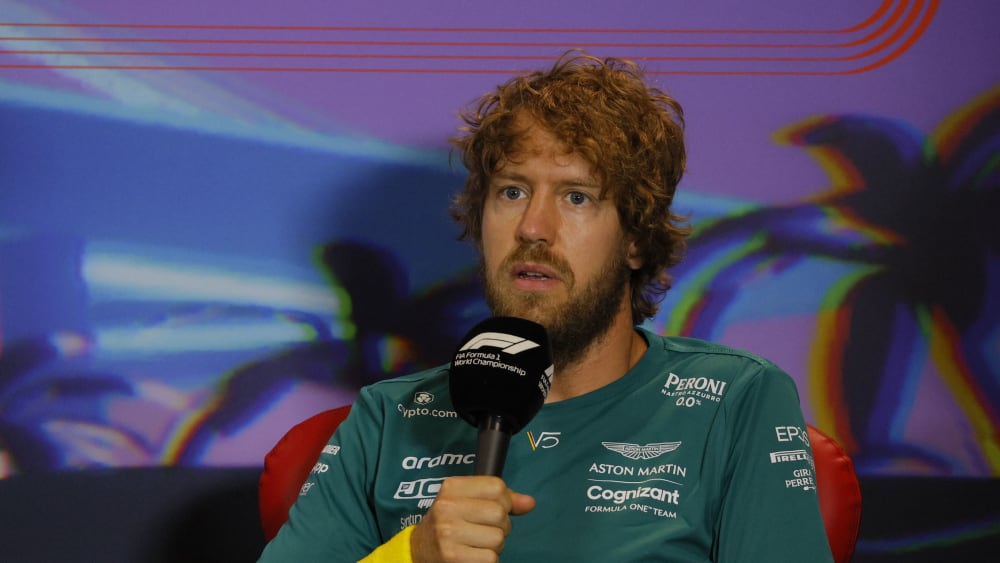Sebastian Vettel zeigt Haltung - auch in Sachen Unterwäsche.