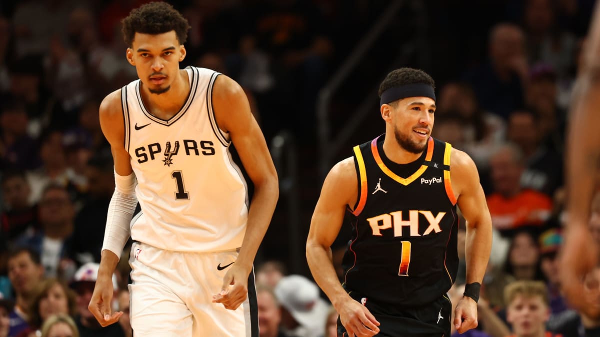 Booker-gl-nzt-Wemby-wackelt-Mitchell-berragt-gegen-Hawks