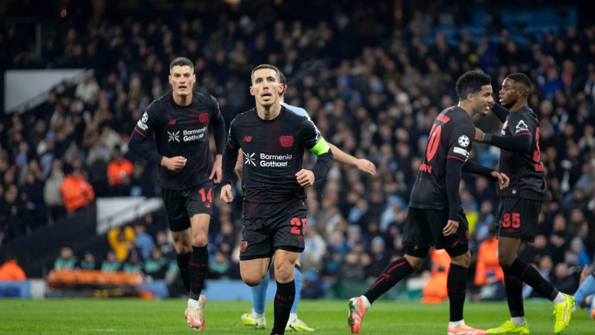 Grimaldo-und-ein-Bayern-Duo-in-der-ESM-Elf-im-November