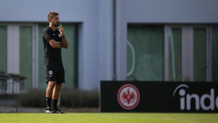 Bleibt bis mindestens 2022 in Frankfurt: Niko Arnautis.