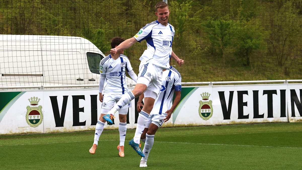 Wegkamp sammelt drei Scorer: Schalke II beendet Flaute in Lotte