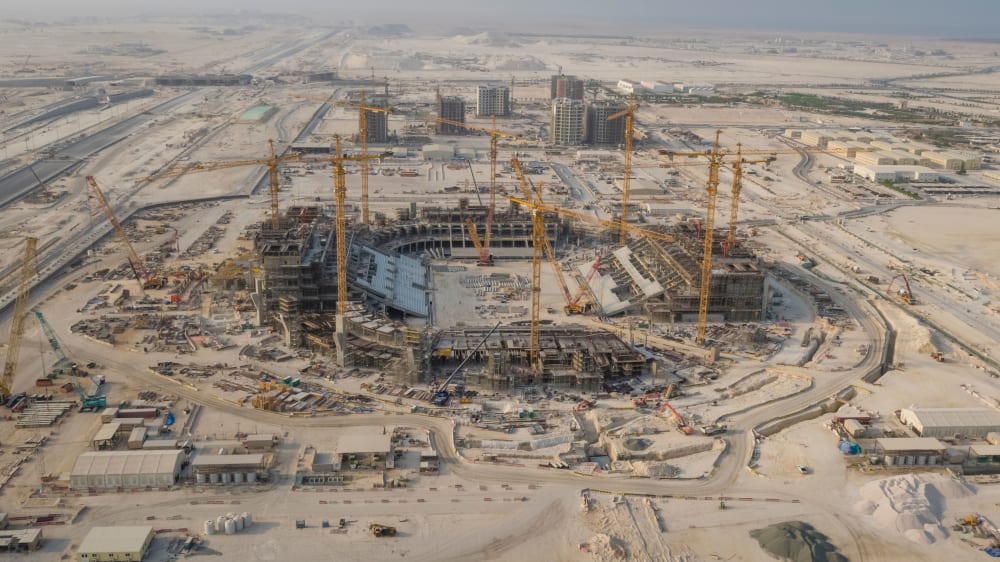 Baustellen in Katar zur Errichtung der WM-Stadien für 2022.