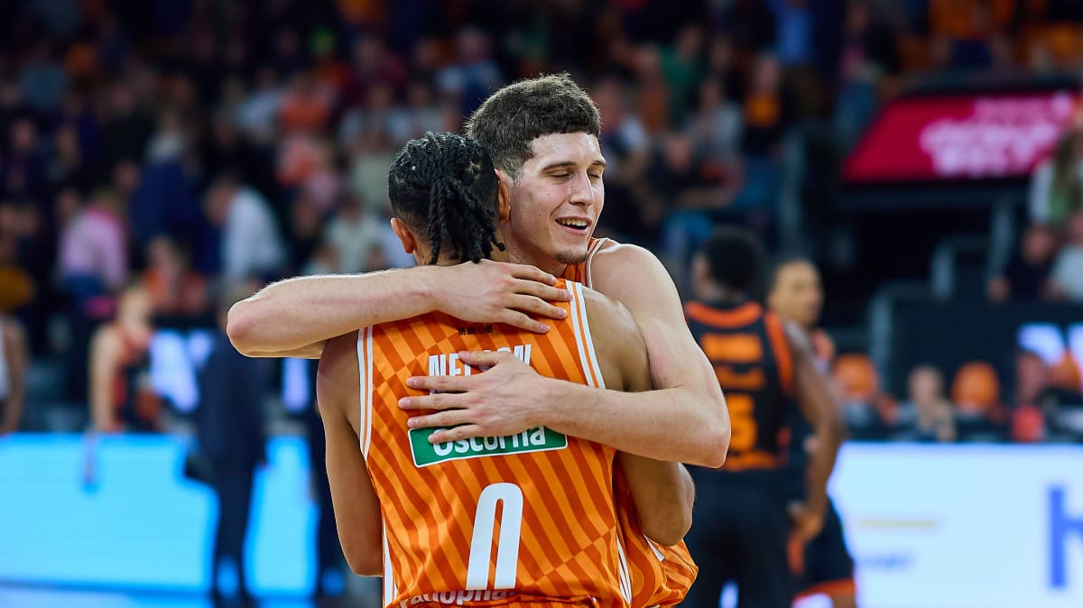 Weidemann-l-sst-Ulm-jubeln-und-zittern