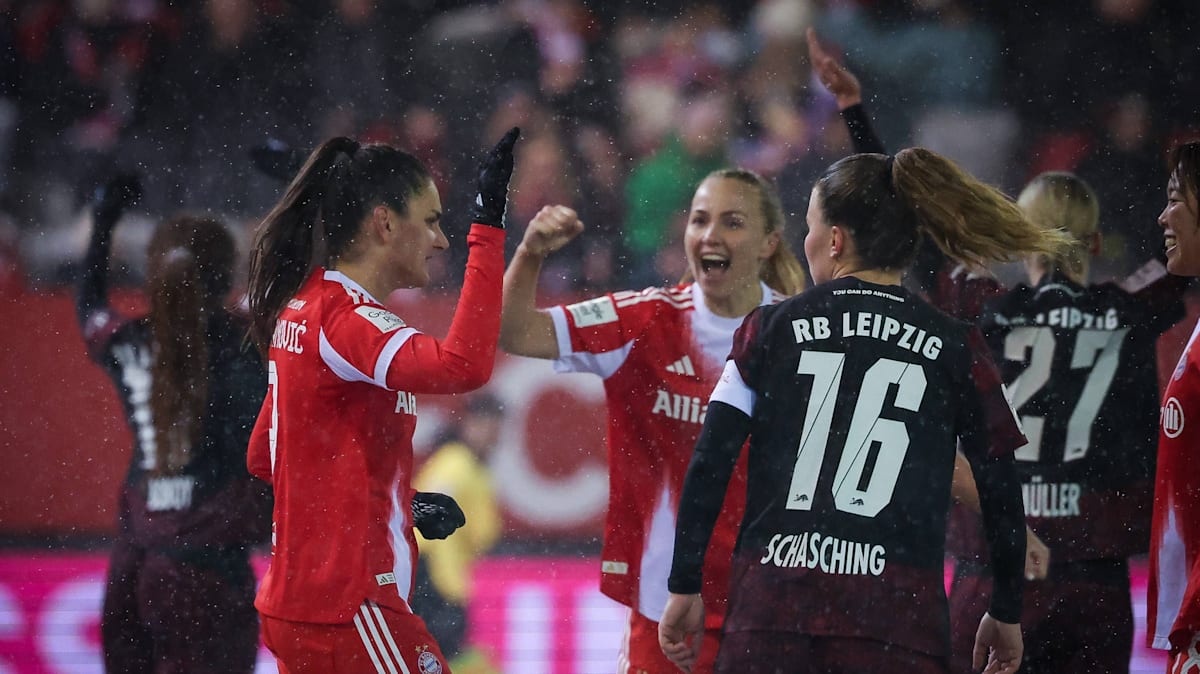 Trotz-widrigen-Bedingungen-Bayern-schl-gt-Leipzig-m-helos