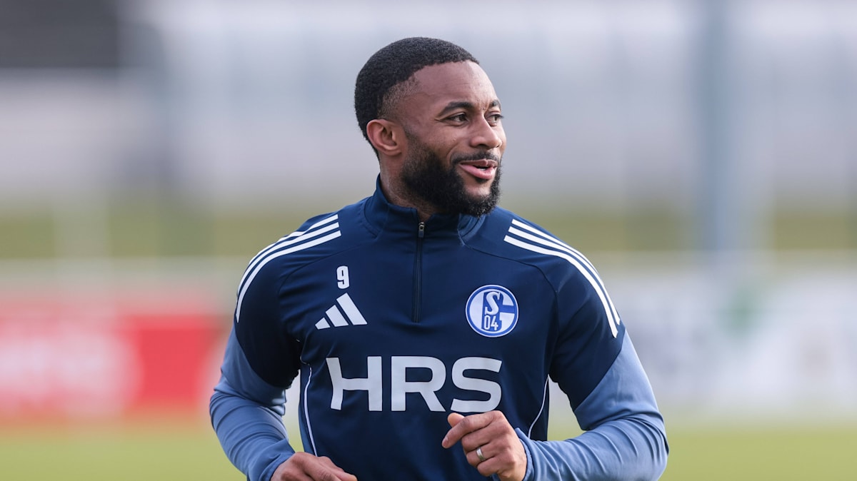 -Irritierte-Schalker-erkl-ren-geplatzten-Sylla-Transfer