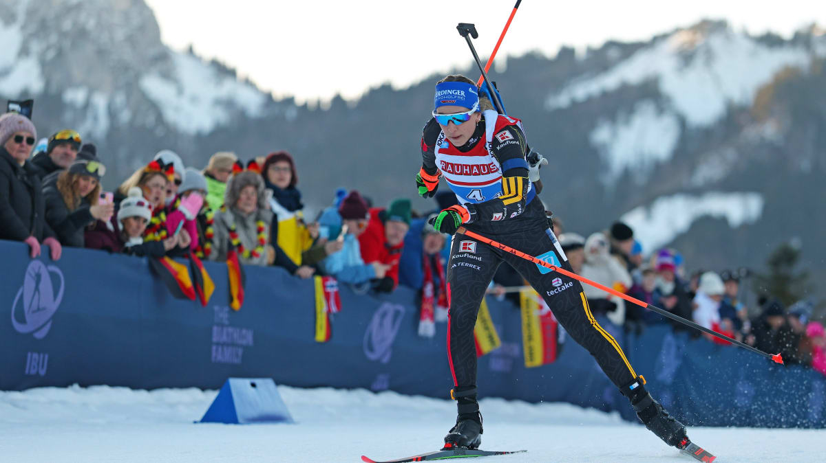 Die-Fans-gaben-alles-Highlights-vom-Sprint-in-Ruhpolding