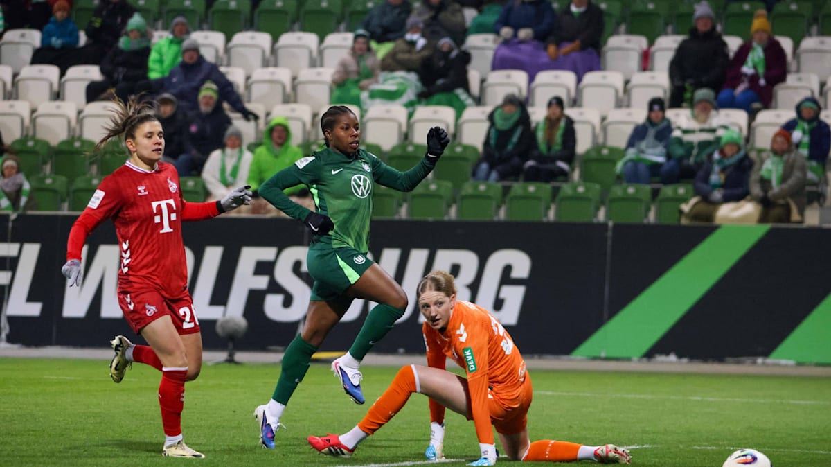 Popp-leitet-ein-Beerensteyn-trifft-doppelt-Wolfsburg-besiegt-K-ln