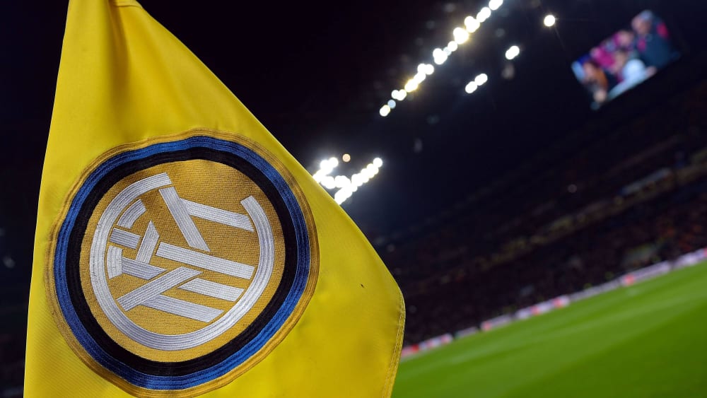 Inter Mailand zieht sich "bis auf Weiteres" von allen Wettbewerben zur&#252;ck.