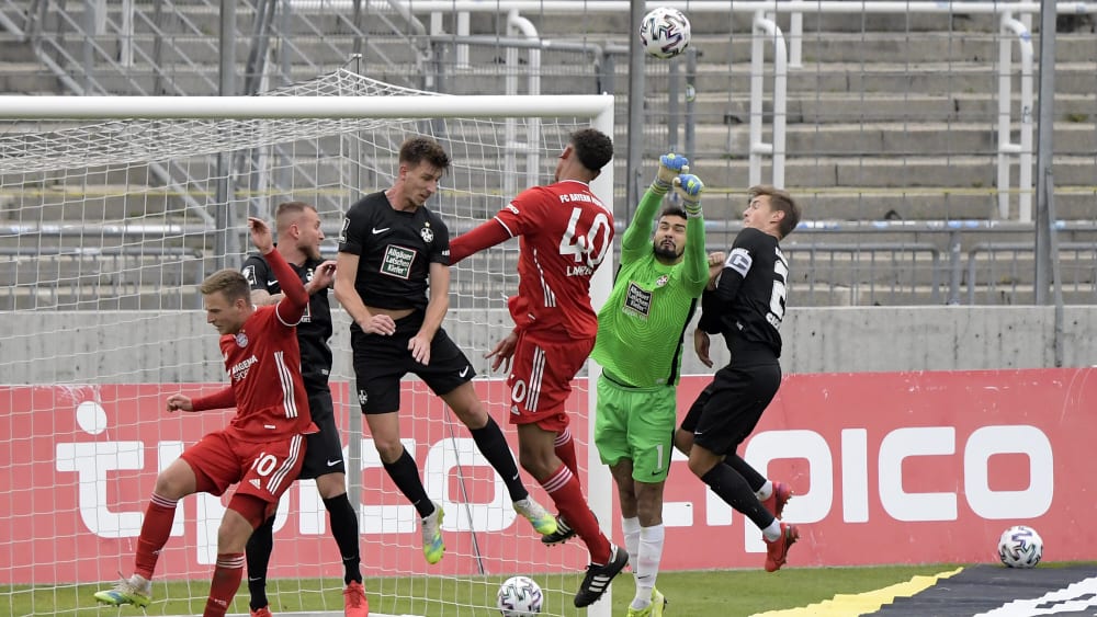 Viel Einsatz, wenig Ertrag: Bayern II und Lautern trennen sich 0:0.