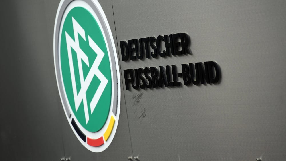 Der DFB bricht die Juniorenwettbewerbe ab.