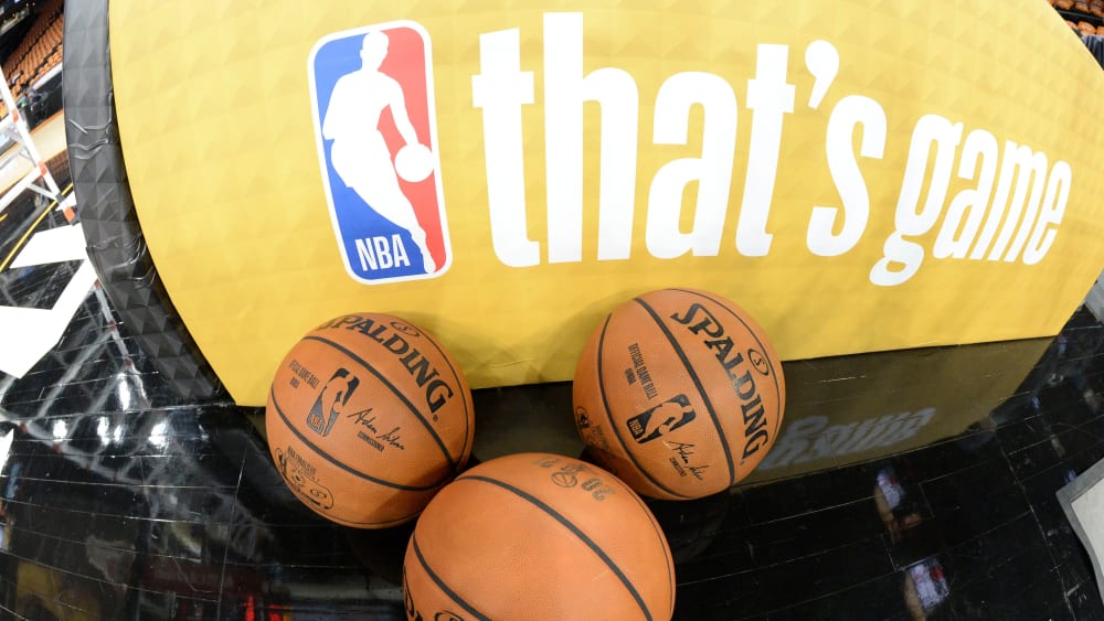 Die NBA wird in Deutschland weiter bei DAZN gezeigt.