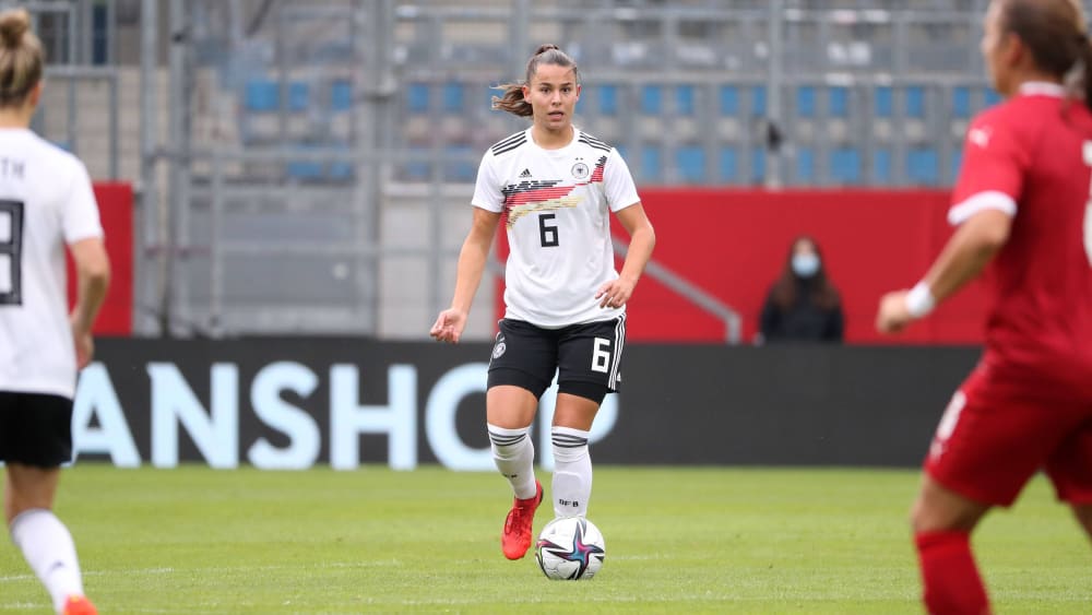 Wird für die nächsten beide Länderspiele fehlen: Lena Oberdorf.
