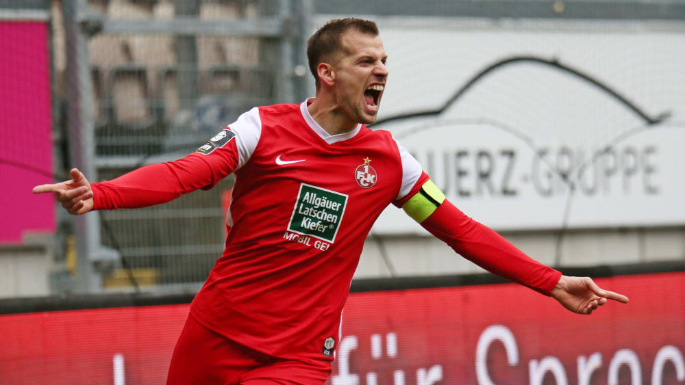 Kaiserslauterns Kapitän Hendrick Zuck nach dem 2:0 gegen Meppen.