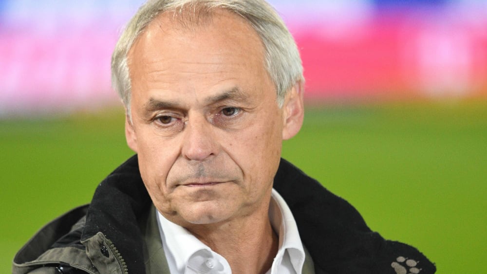 Olaf Thon BayernVerfolger? Eher Frankfurt als Leipzig kicker