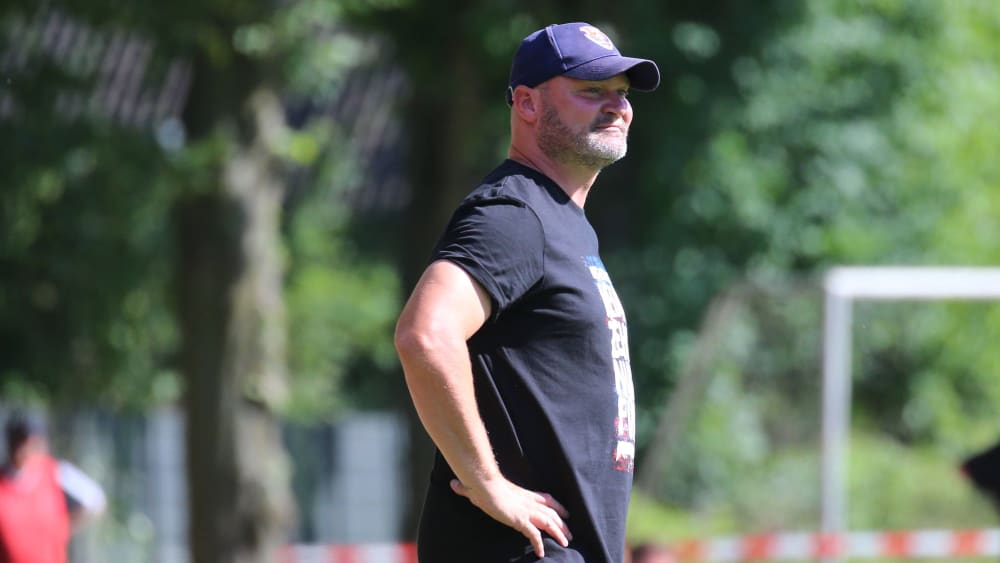 Alexander Voigt stieg mit Uerdingen aus der Regionalliga ab und wurde Ende November entlassen. Nun hat er in Siegburg eine neue Trainerstelle.
