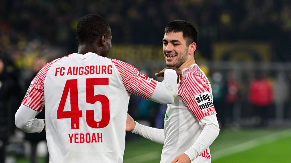 Sorgten für Augsburgs dritten Treffer in Dortmund: Kelvin Yeboah und David Colina.