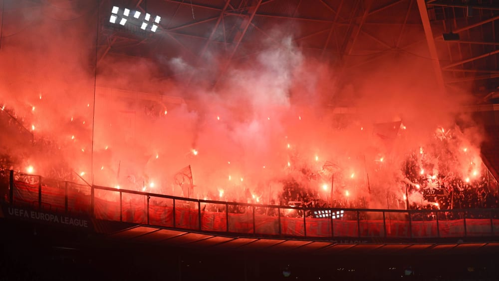Im Hinspiel gegen Ajax Amsterdam brannten die Fans von Union Berlin Pyrotechnik ab.&nbsp;