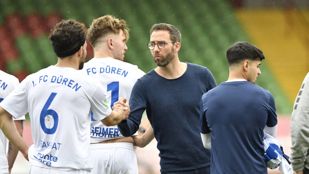 Aufatmen beim 1. FC Düren: Boris Schommers darf nächste Saison einen Regionalligisten trainieren.