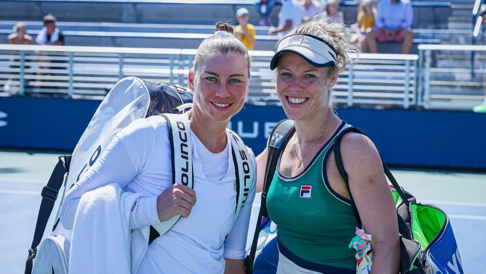 Erreichten im Doppel das Viertelfinale der US Open: Laura Siegemund (re.) mit ihrer Partnerin Vera Zvonareva.