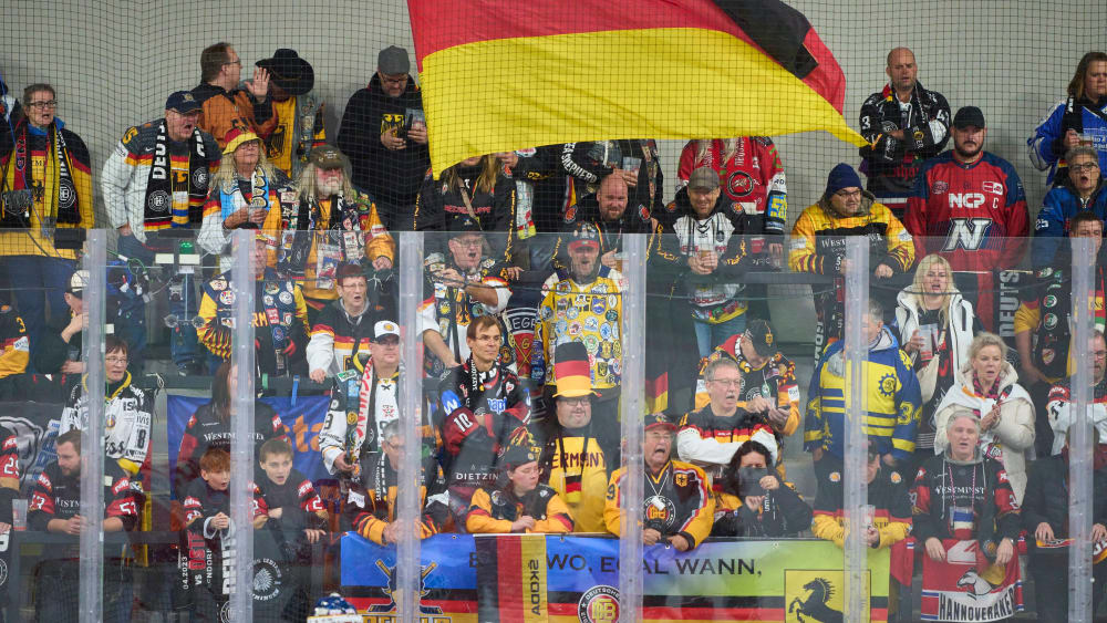 Sehen die DEB-Fans auch 2027 so wie in Landshut beide Nationalteams?