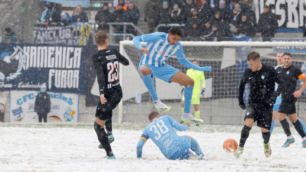 Chemnitz trotzt dem Schneechaos: Die Himmelblauen setzten sich am Samstag mit 2:1 gegen Viktoria Berlin durch