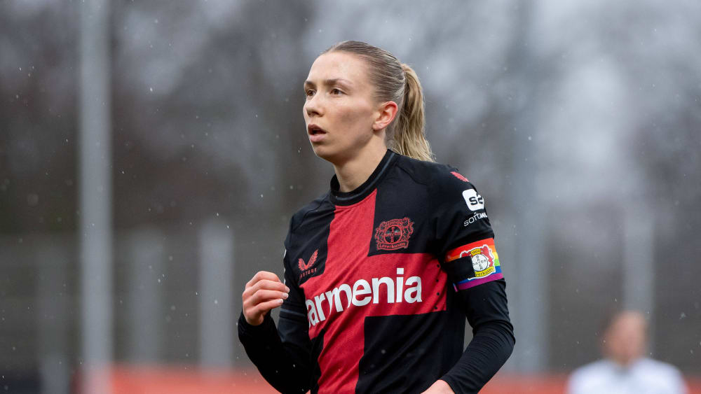 Bisher noch mit Leverkusener Kapitänsbinde am Arm: Elisa Senß.