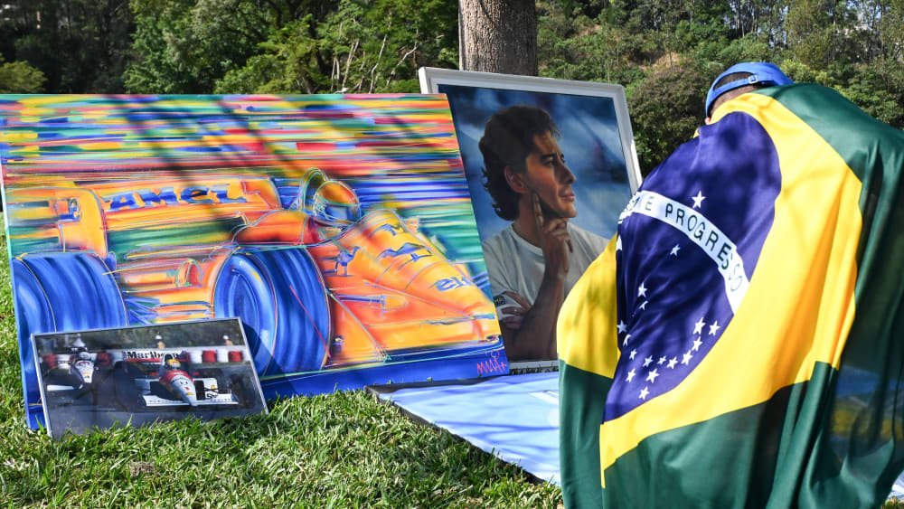 Ayrton Senna ist bei den Fans in Imola unvergessen. Und nicht nur dort.