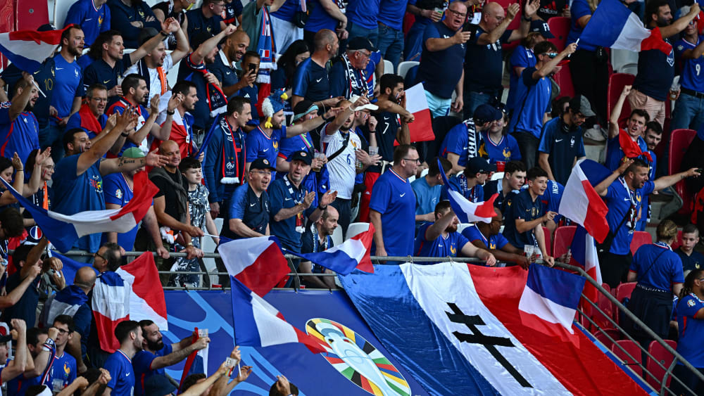 Auch die Frankreich-Fans können das Spiel kaum erwarten.