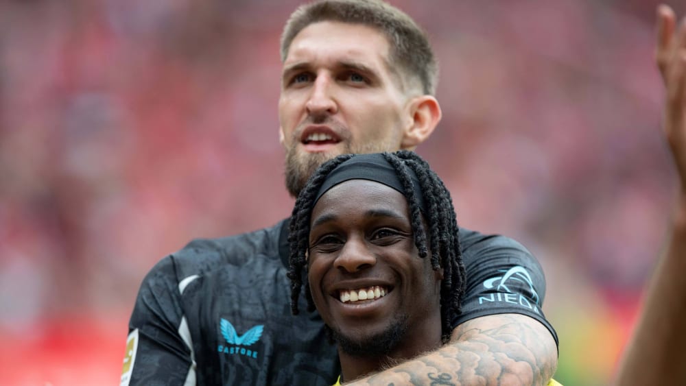 Während die Zukunft von Robert Andrich offen ist, steht Jeremie Frimpong unmittelbar vor dem Wechsel zum FC Liverpool.