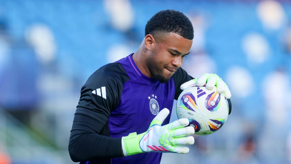 U-21-Nationalkeeper Noah Atubolu über die neue Torwart-Regel.