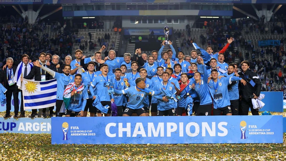 Spätes 10 und bange Minuten Uruguay besiegt Italien und ist U20