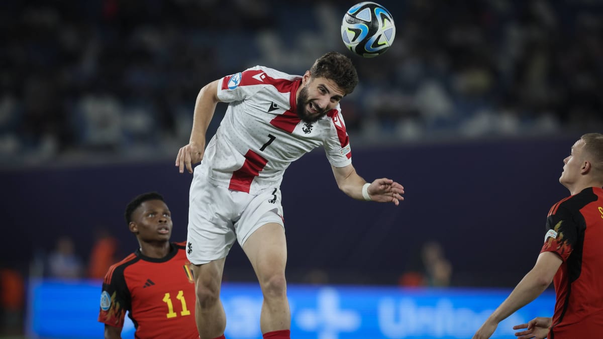 wedstrijdverslag 11 tegen Elftal ongeslagen door naar kwartfinales Nederland 11 wedstrijdverslag 11 tegen Elftal ongeslagen door naar kwartfinales Nederland 11