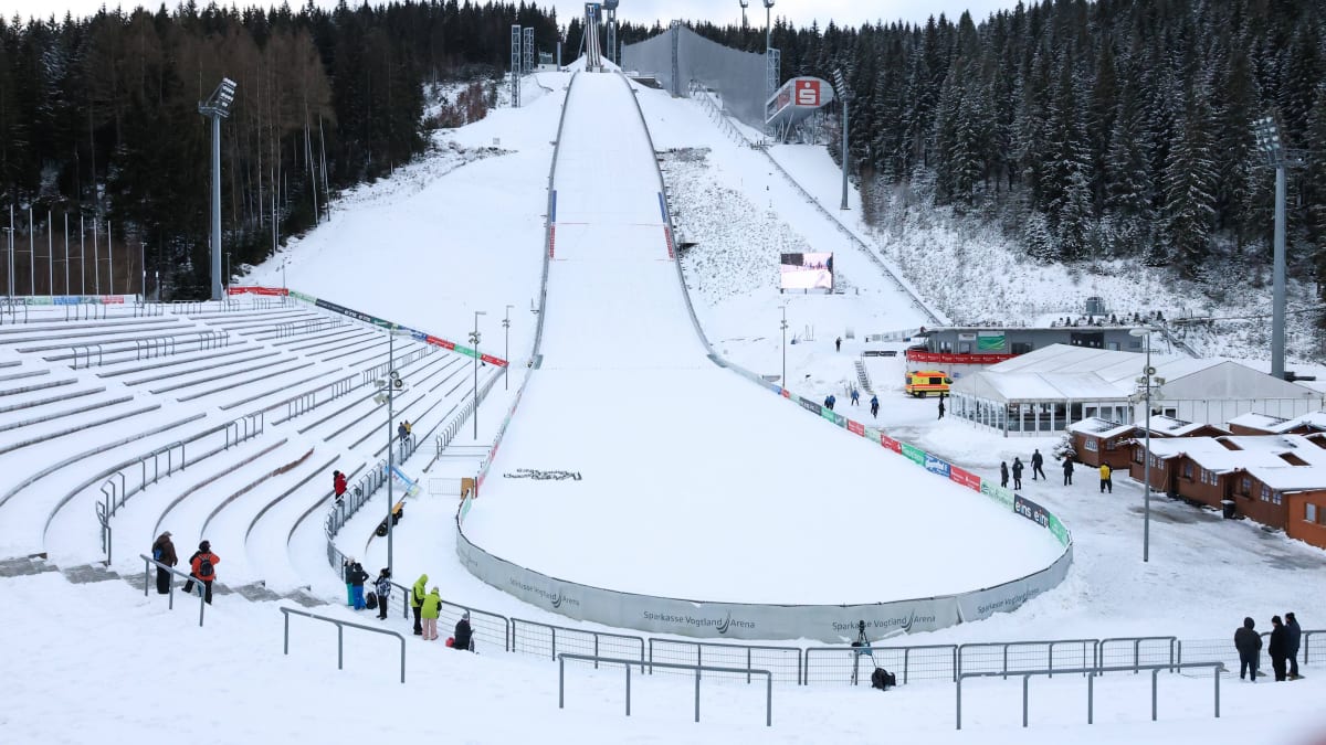 Baustelle-in-Lake-Placid-Klingenthal-springt-ein
