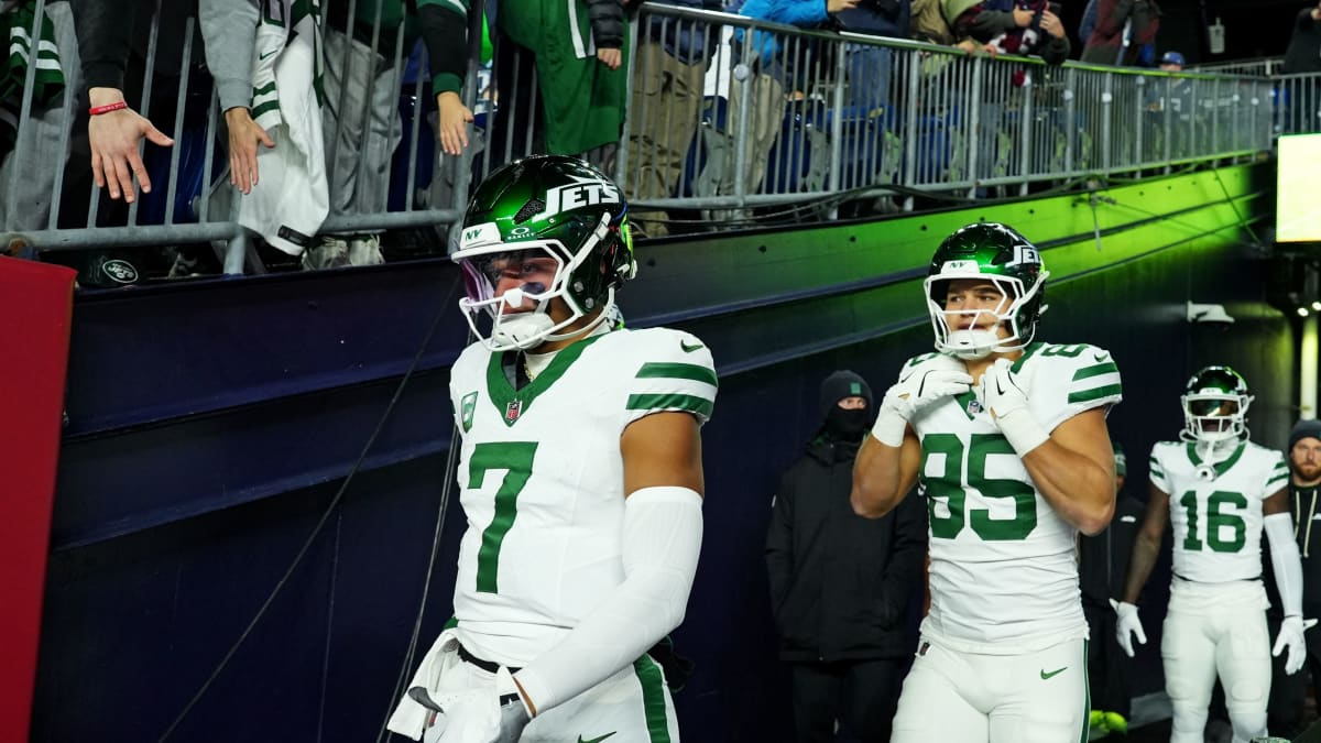 Fields-auf-die-Bank-Jets-wechseln-den-QB