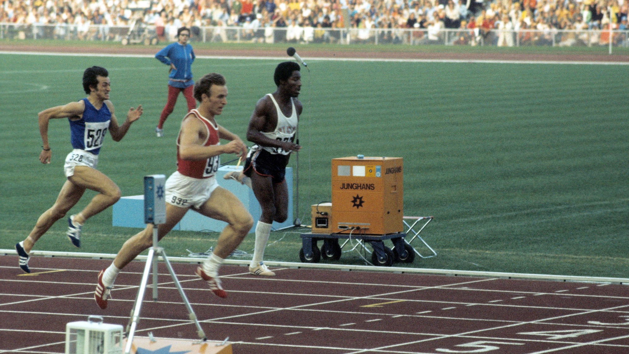 Waleri Borsow (Sowjetunion, Mitte) gewinnt die 200m vor Larry Black (USA, re.) und Pietro Mennea (Italien)