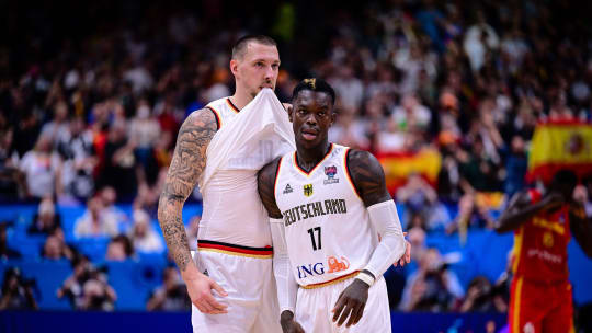 Finaltraum geplatzt: Daniel Theis (l.) und Dennis Schröder.