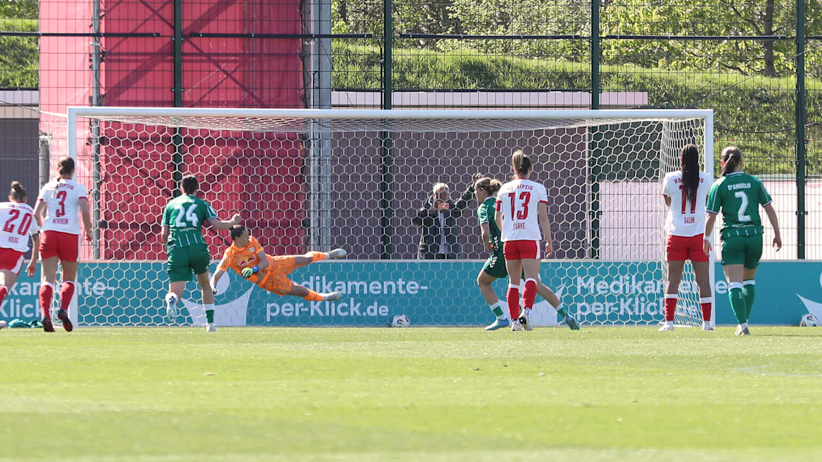 Plumpes Foul von Leipzig: Elfmeter bringt Werder einen Punkt