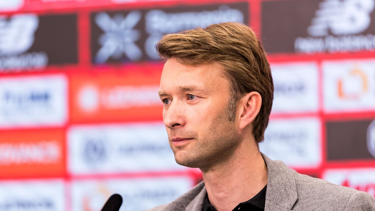 Bayer Leverkusen : Carles Martinez officiellement nommé entraîneur principal