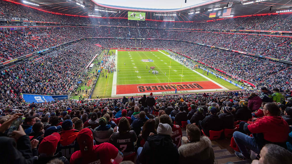 2022 trafen die Seattle Seahawks in Week 10 als Auswärtsteam in der Münchner Allianz Arena auf die Tampa Bay Buccaneers.
