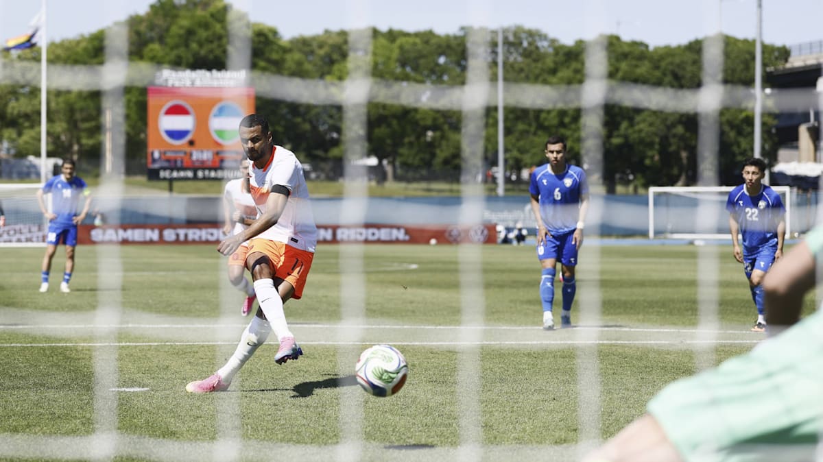 WM-Form gesucht: Oranje enttäuscht auch gegen Usbekistan