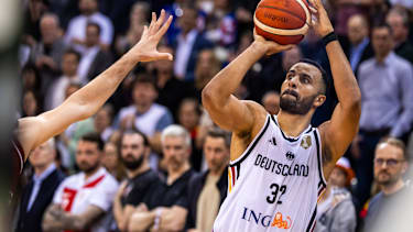 GER, FIBA Basketball World Cup 2027, European Qualifiers, Deutschland-Kroatien. 01.03.2026, Telekom Dome, Bonn, GER, FIBA Basketball World Cup 2027, European Qualifiers, Deutschland-Kroatien. Johannes Thiemann (Deutschland, No 32) Â Foto: Alexander Trienitz Bonn Telekom Dome Nordrhein-Westfalen Deutschland *** GER, FIBA Basketball World Cup 2027, European Qualifiers, Germany Croatia 01 03 2026, Telekom Dome, Bonn, GER, FIBA Basketball World Cup 2027, European Qualifiers, Germany Croatia Johannes Thiemann Germany, No 32 Â Photo Alexander Trienitz Bonn Telekom Dome North Rhine-Westphalia Germany
