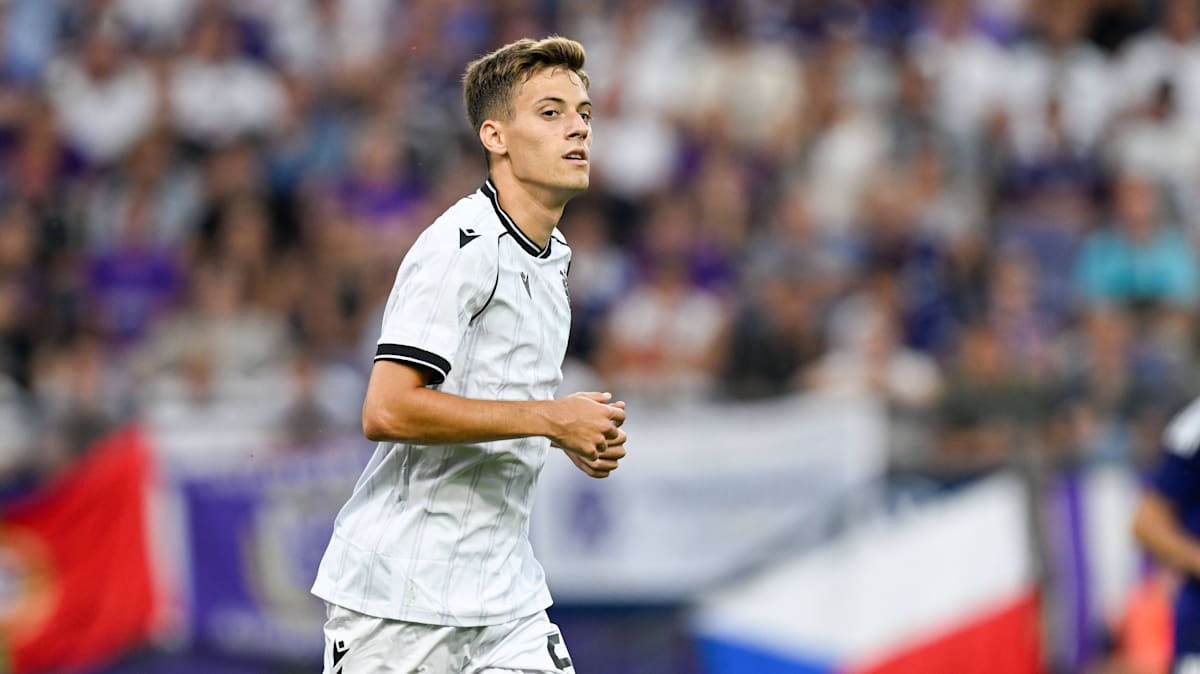 (Sleeve) After withdrawing from the El Mala transfer saga: Dortmund signs ...