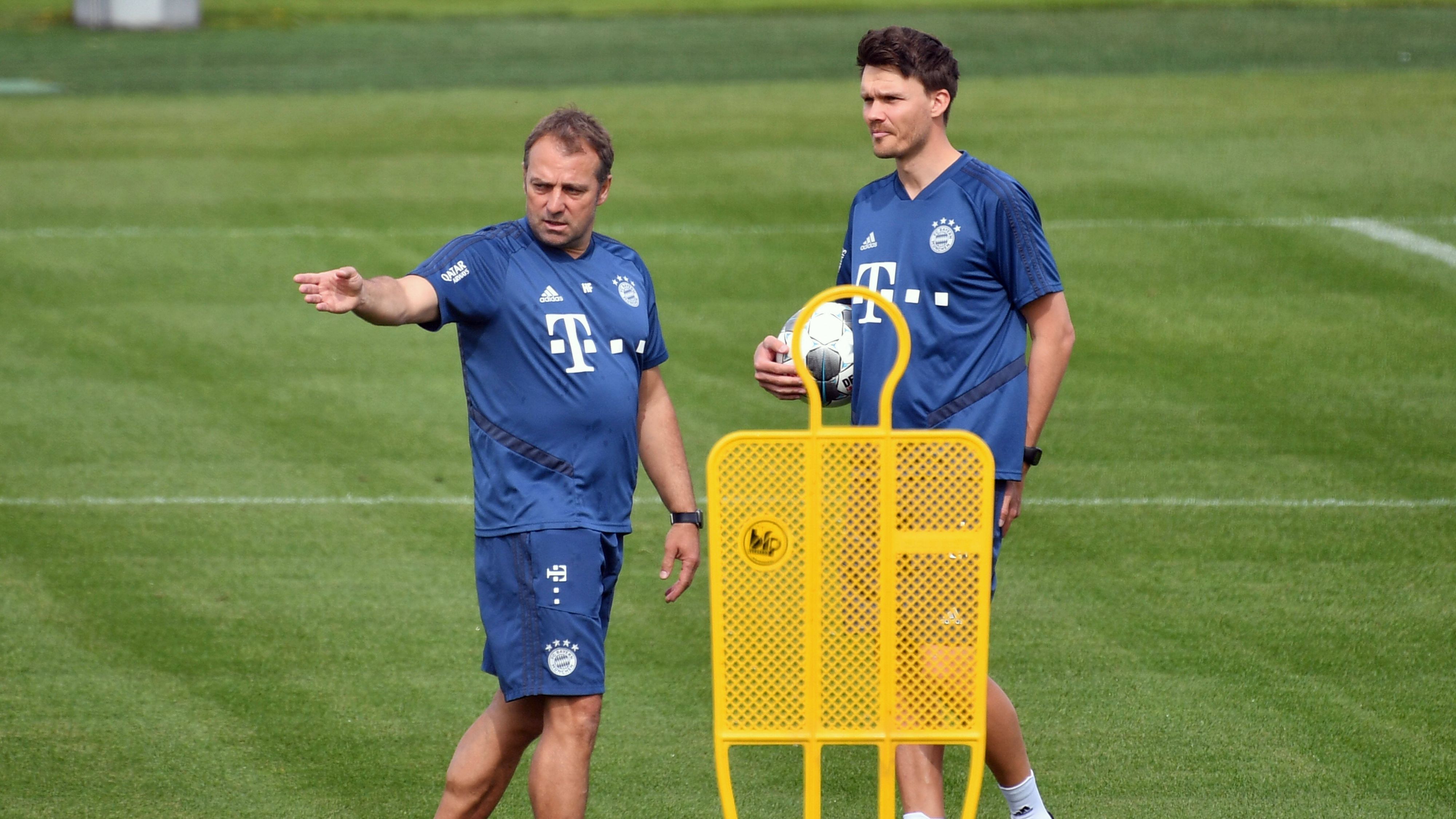DFB Flicks Trainerteam R hl Kommt Sorg Bleibt K pke Geht Kicker