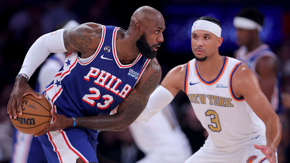 LeBron James hat sein Debüt für die Philadelphia 76ers gegeben.