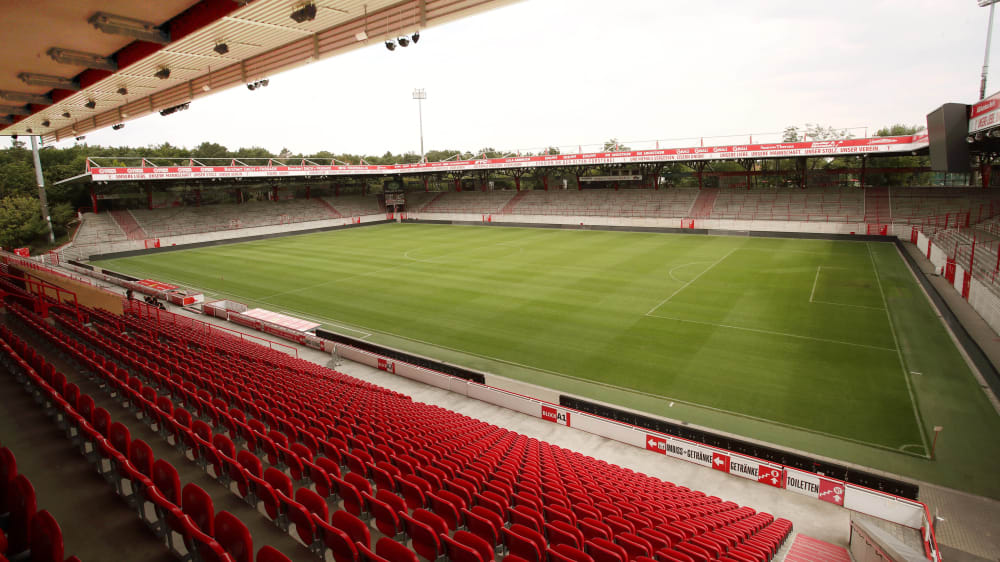 Am 5. September wird Union Berlin gegen den 1. FC Nürnberg vor 5000 Zuschauern spielen.