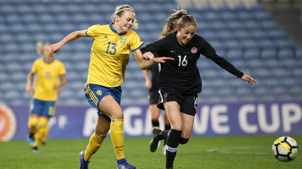 Wer darf gegen Deutschland spielen? Amanda Ilestedt (Schweden, links) oder Janine Beckie (Kanada).